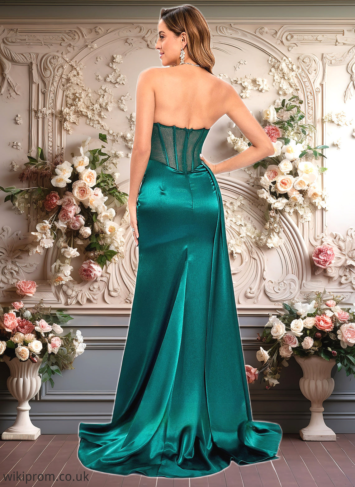 Moira Trumpet/Mermaid Straight Sweep Train Stretch Satin Prom Dresses With Pleated SWKP0025849