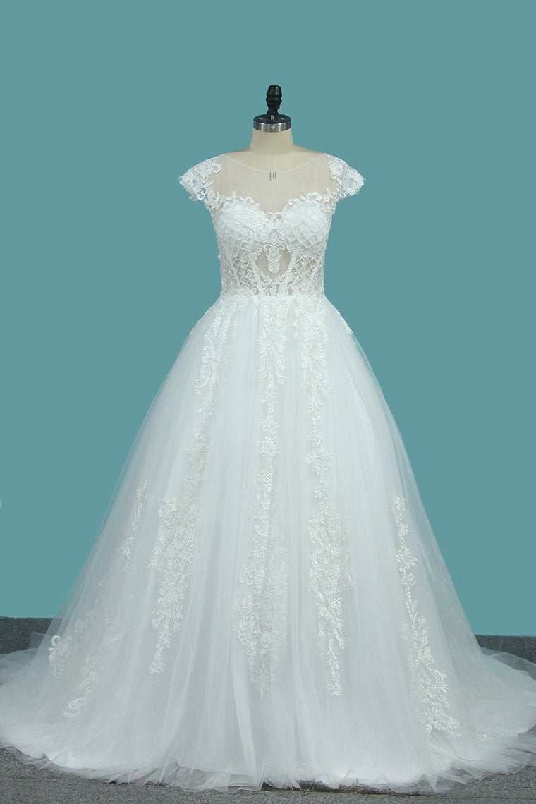 Scoop Short Sleeves Tulle A Line Wedding Dresses With Applique Chapel Train