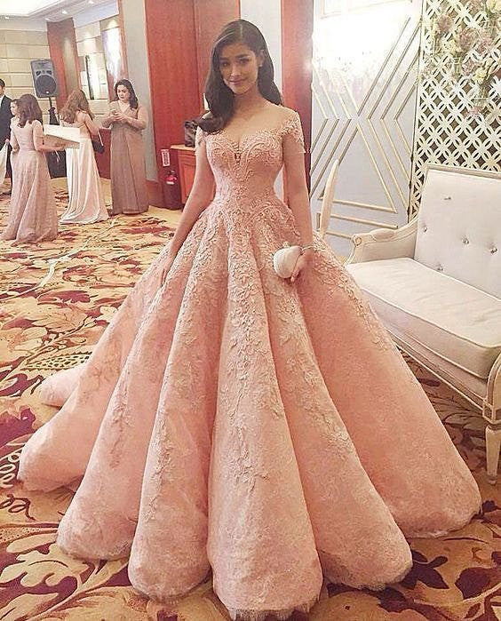 Gorgeous Sweetheart Short Sleeves A Line Ball Gown Long Prom Dresses with Appliques
