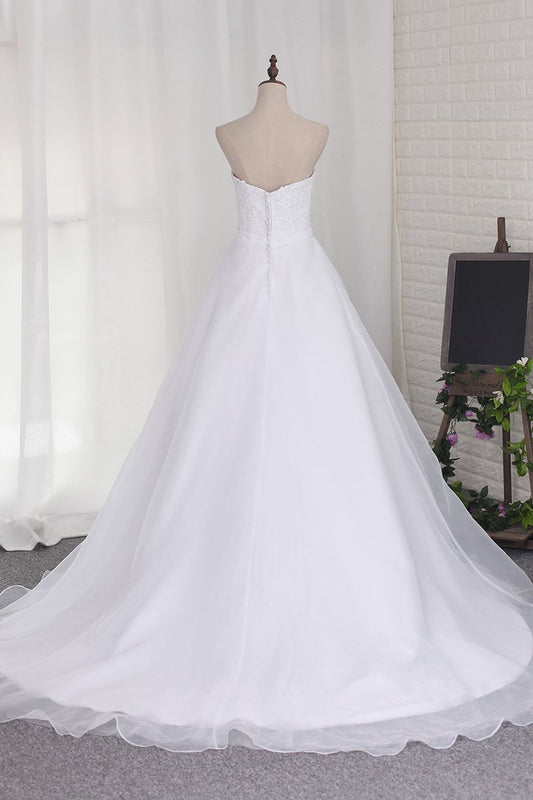 A Line Sweetheart Wedding Dresses Organza With Applique