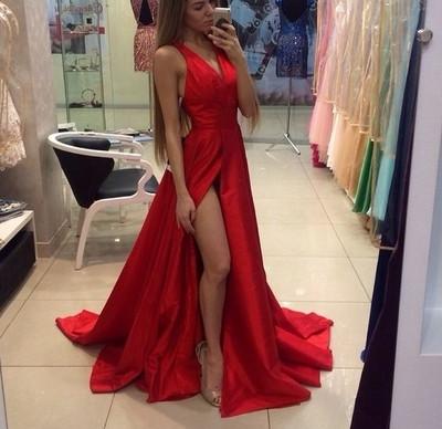 2022 Red Off-the-Shoulder Long V-Neck Slit Sleeveless Simple Elegant Prom Dresses WK832