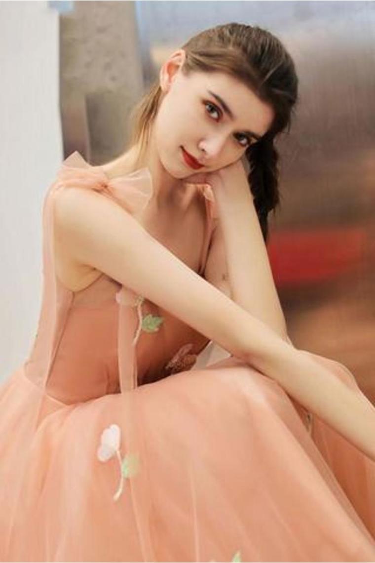 Tea Length Unique Graduation Dress With Appliques, A Line Tulle Homecoming Dresses