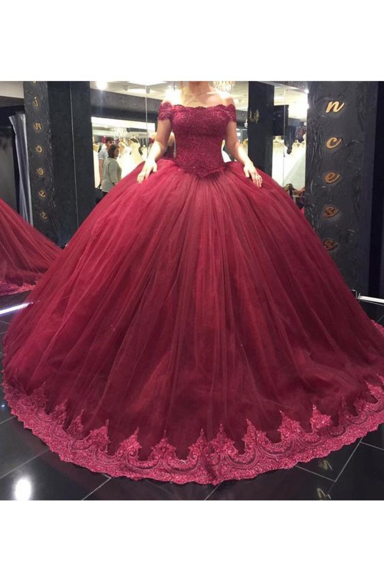 Tulle Boat Neck With Applique Ball Gown Court Train Quinceanera Dresses