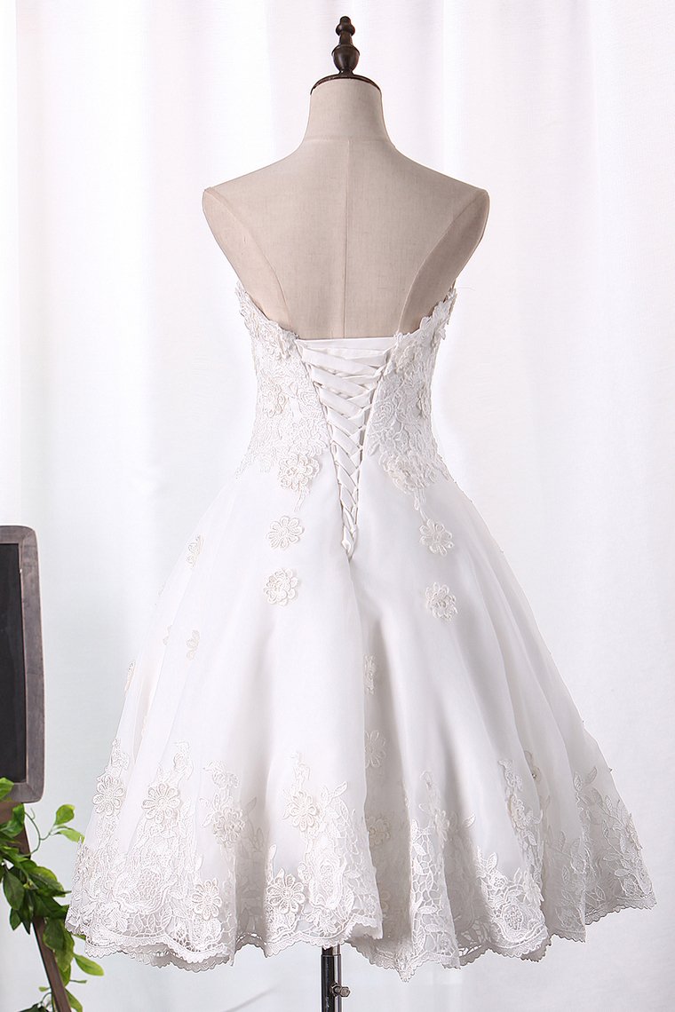 2024 A Line Organza Wedding Dresses Sweetheart With Handmade Flowers