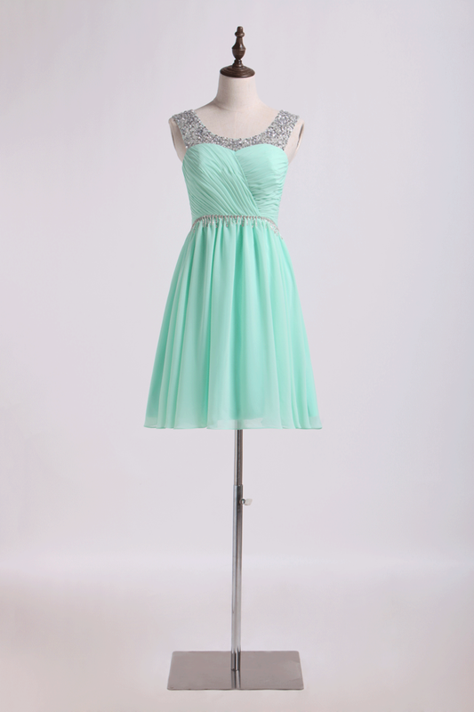 Homecoming Dresses Bateau Short/Mini Chiffon With Beading And Ruffles