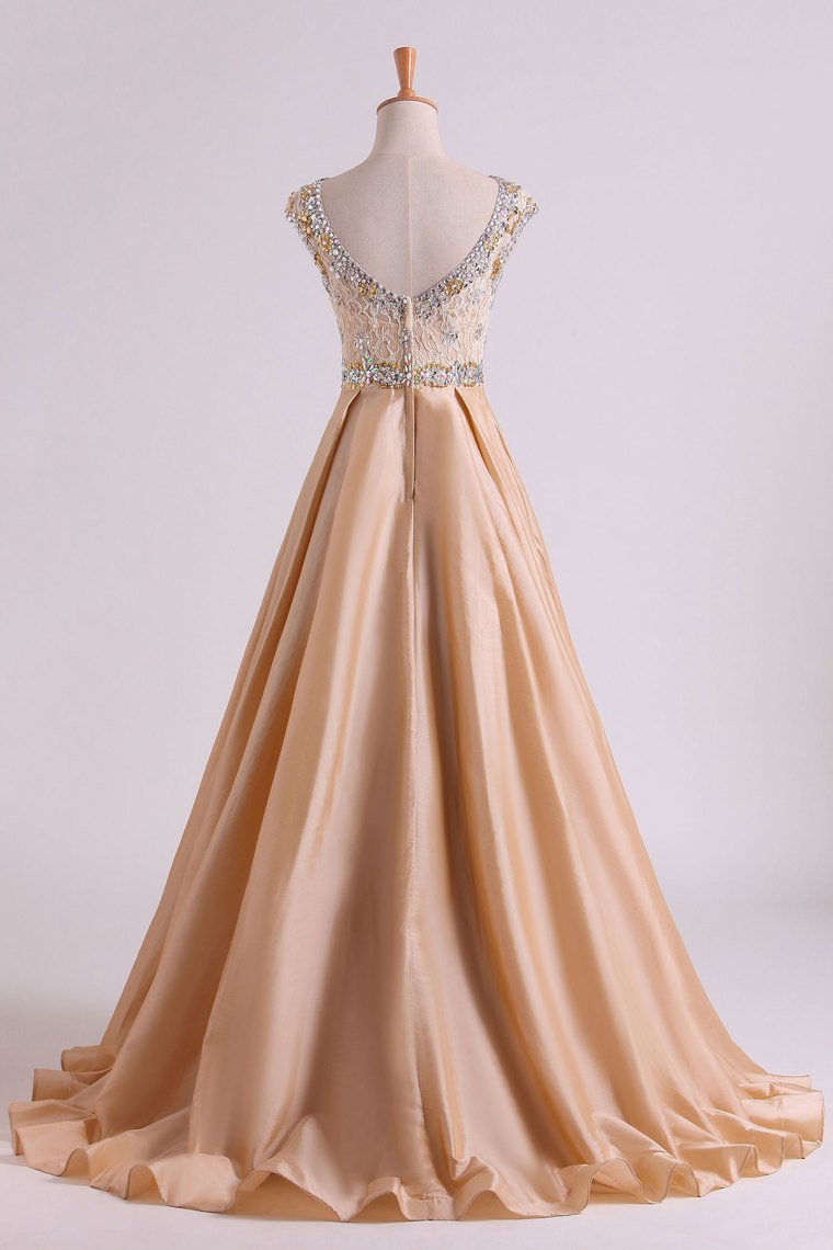 Prom Dresses Bateau Ball Gown Lace Bodice With Long Taffeta Skirt Sweep Train