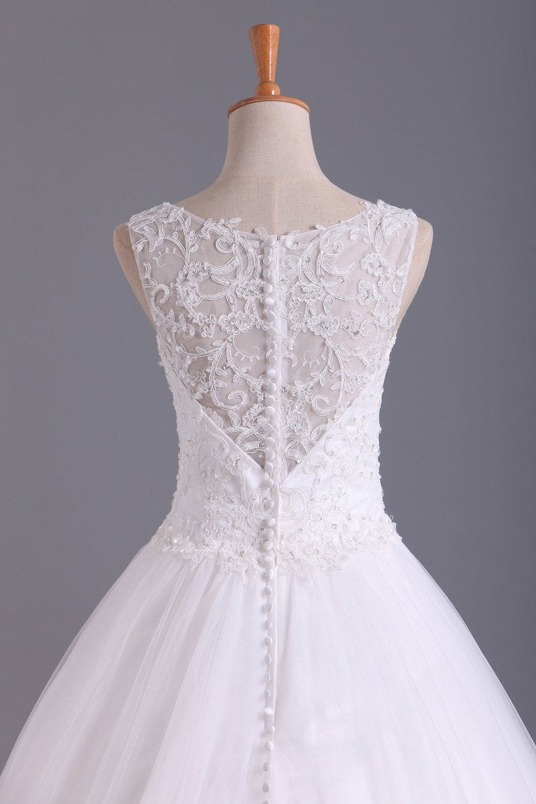 Hot Bateau Wedding Dresses A Line Tulle With Applique