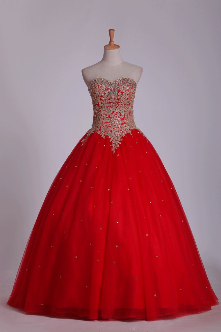 Sweetheart Quinceanera Dresses Ball Gown Tulle With Beads & Applique Floor Length Red