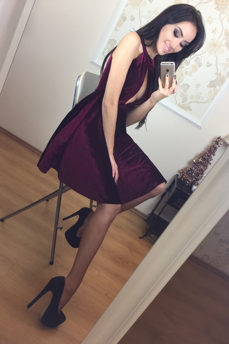 Velvet Scoop Open Back A Line Short/Mini Cocktail Dresses