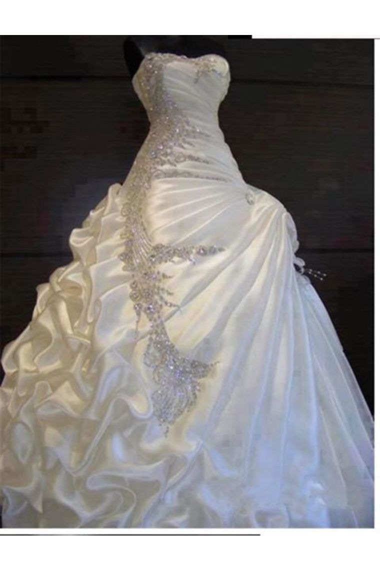 Wedding Dresses Sweetheart Taffeta With Ruffles And Beads Chapel Train