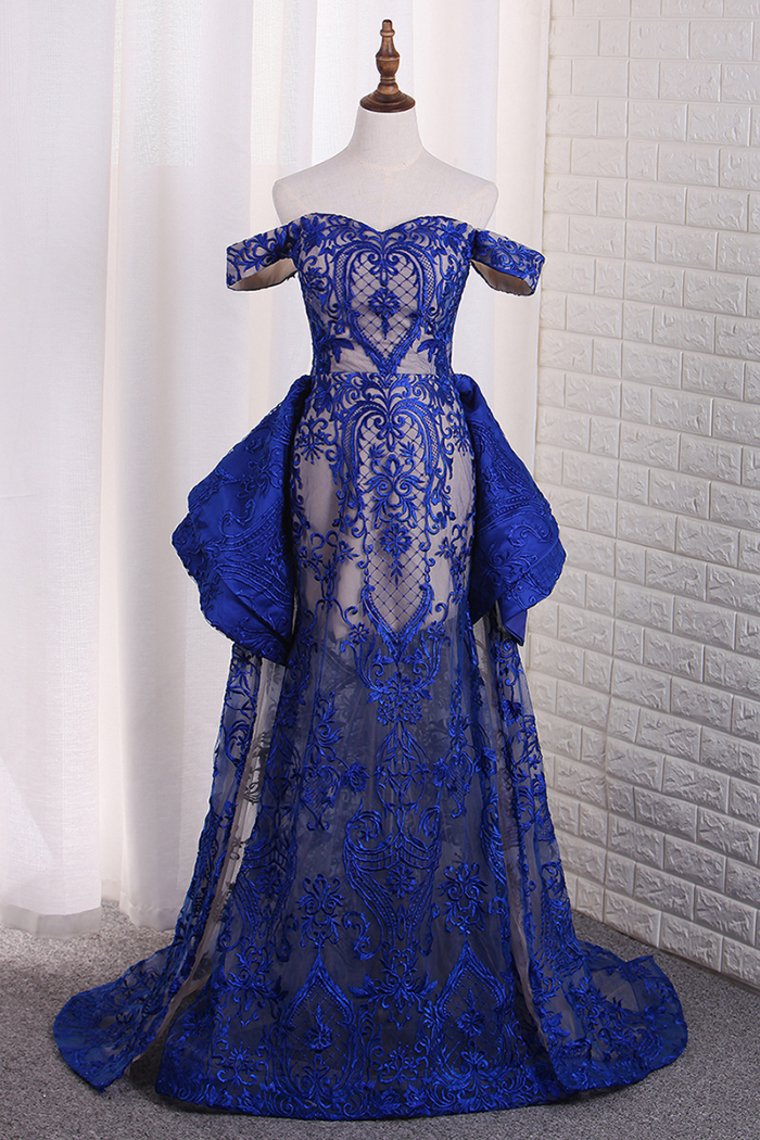 Luxurious Lace Off The Shoulder Mermaid Prom Dresses Sweep Train