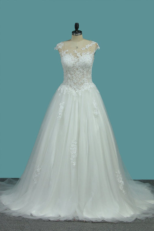 A Line Tulle Scoop Wedding Dresses With Applique Sweep Train