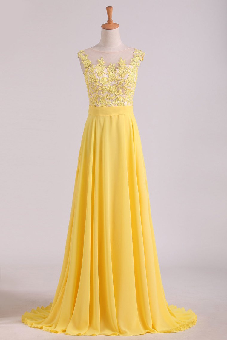 A Line Scoop Cap Sleeves With Applique Prom Dresses Chiffon Floor Length