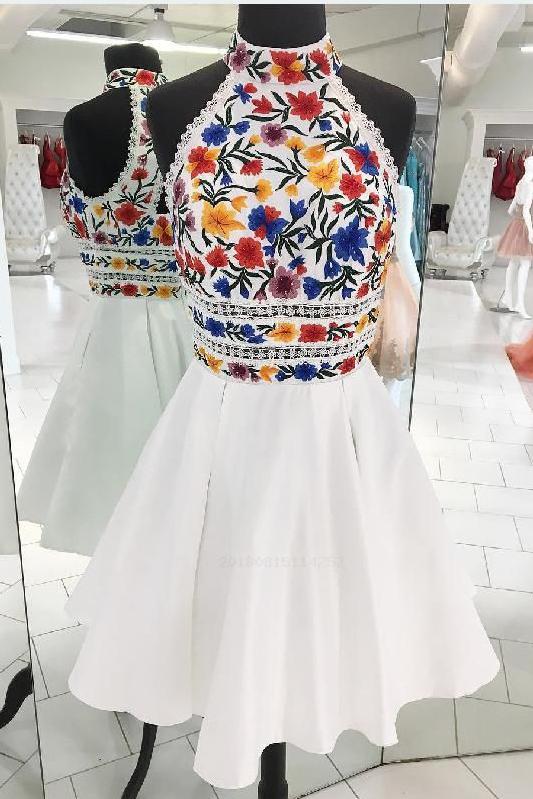 A-Line Luxury Embroidery White Homecoming Dress Halter Graduation Dresses WK808