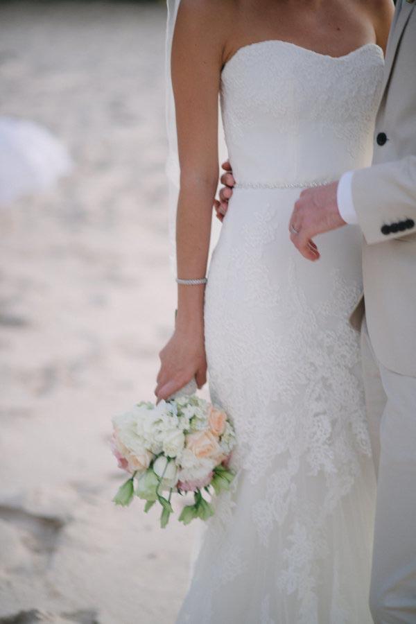 Subtle Sweetheart Strapless Lace Mermaid White Sleeveless Tulle Beach Wedding Dresses WK278