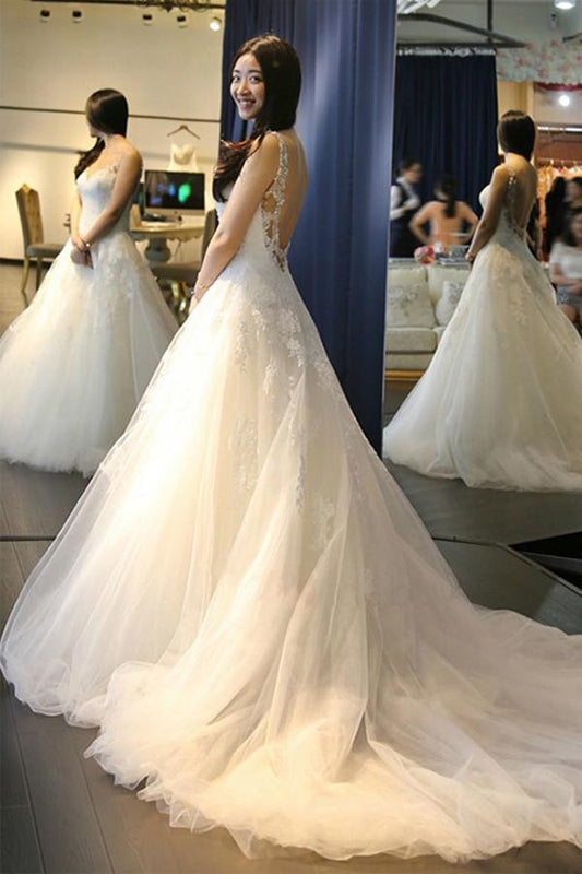Elegant White A-Line Scoop Neck Tulle Backless Sleeveless Appliques Wedding Dress WK403