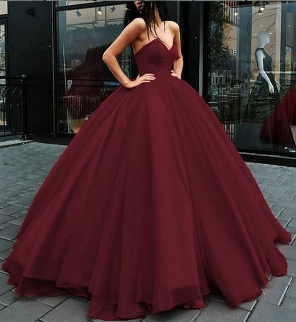 Black Sweetheart Ball Gown Beaded Princess Cheap Strapless Prom Quinceanera Dresses WK852