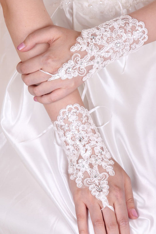 2022 Lace Wrist Length Bridal Gloves WK1001