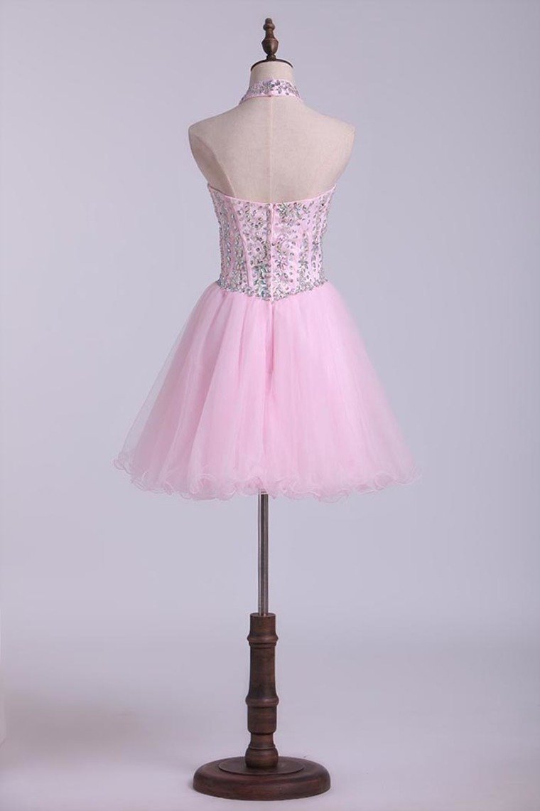 Halter A-Line Short/Mini Homecoming Dresses With Beads Tulle