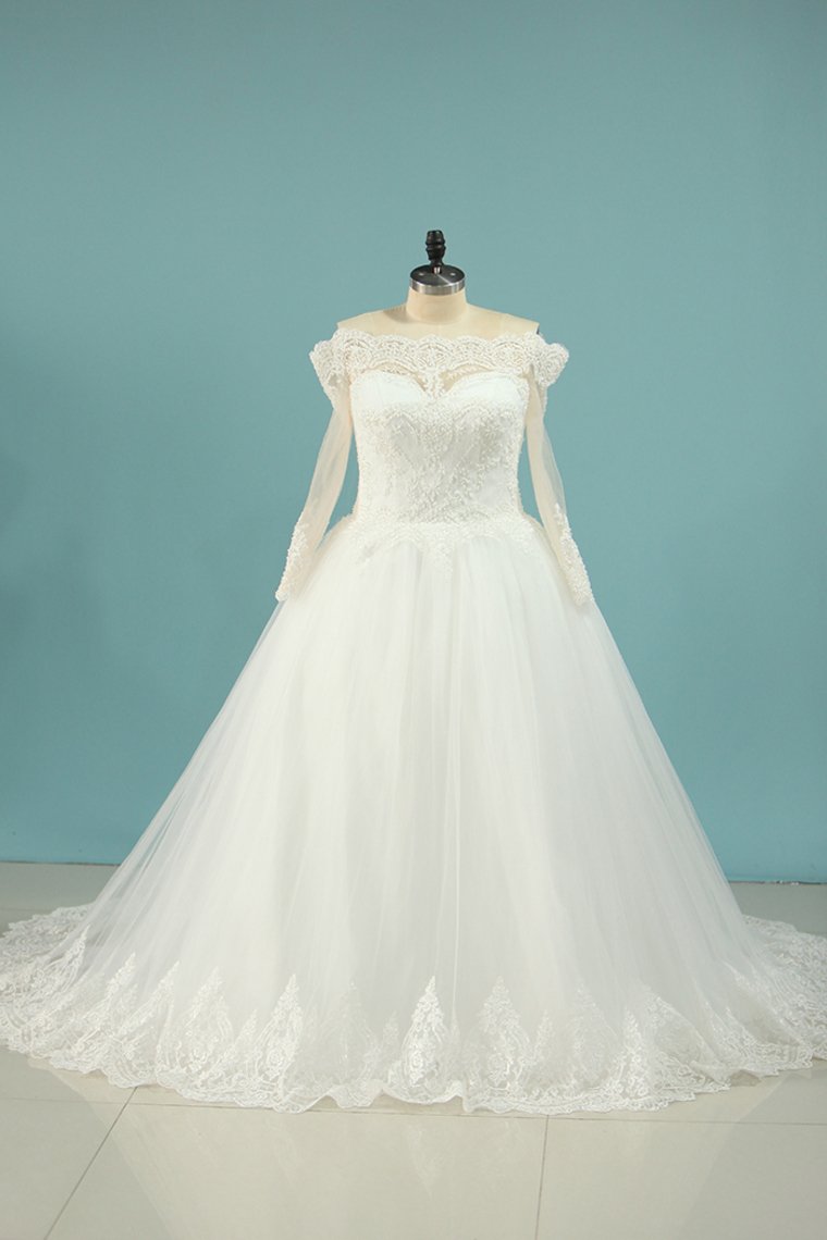 Long Sleeves Boat Neck A Line Tulle With Applique Wedding Dresses