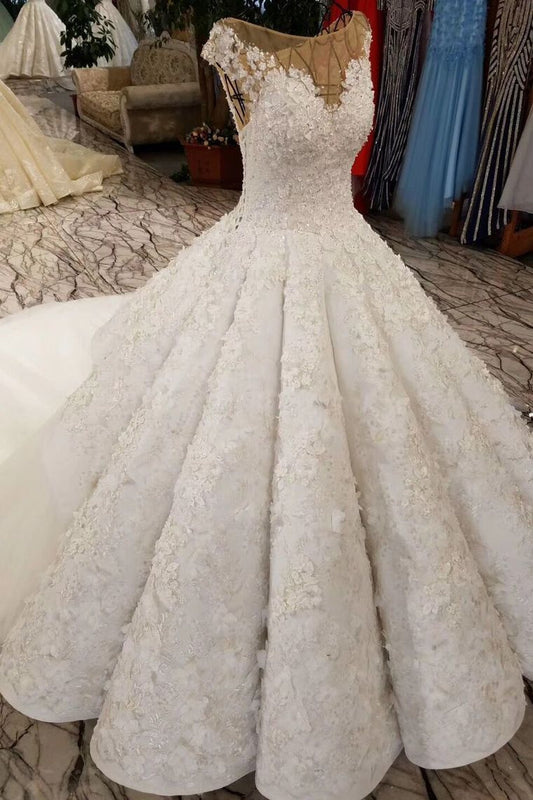 Ball Gown Wedding Dresses Court Train Bateau Top Quality Lace