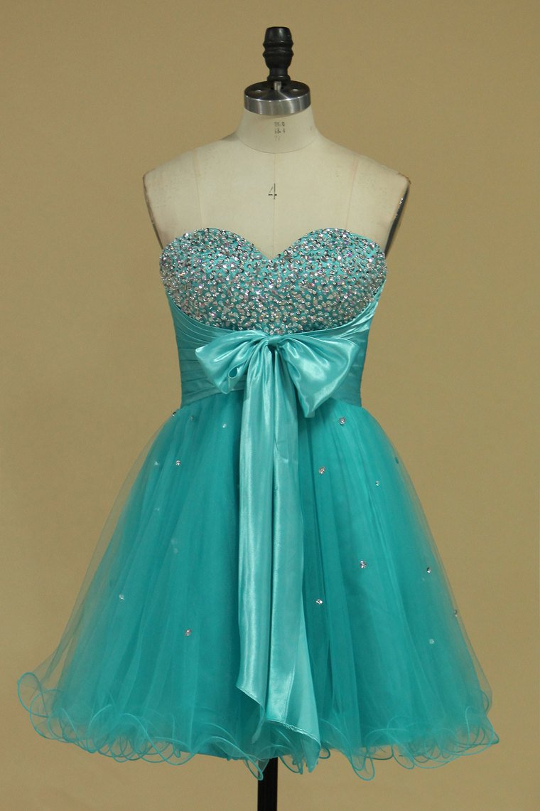 Sweetheart Homecoming Dresses A Line Short/Mini With Beads And Bow Knot