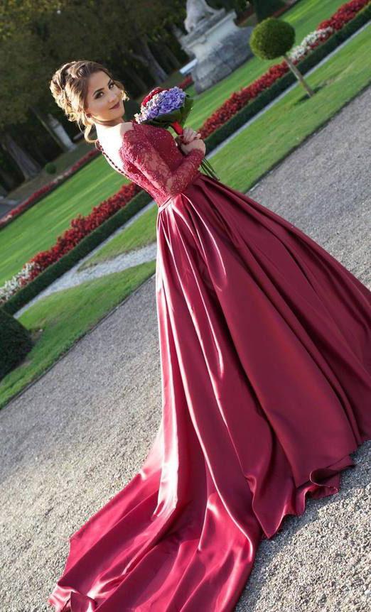 Long Sleeves Off the Shoulder Burgundy Sweetheart Satin Lace Ball Gown Prom Dresses WK435