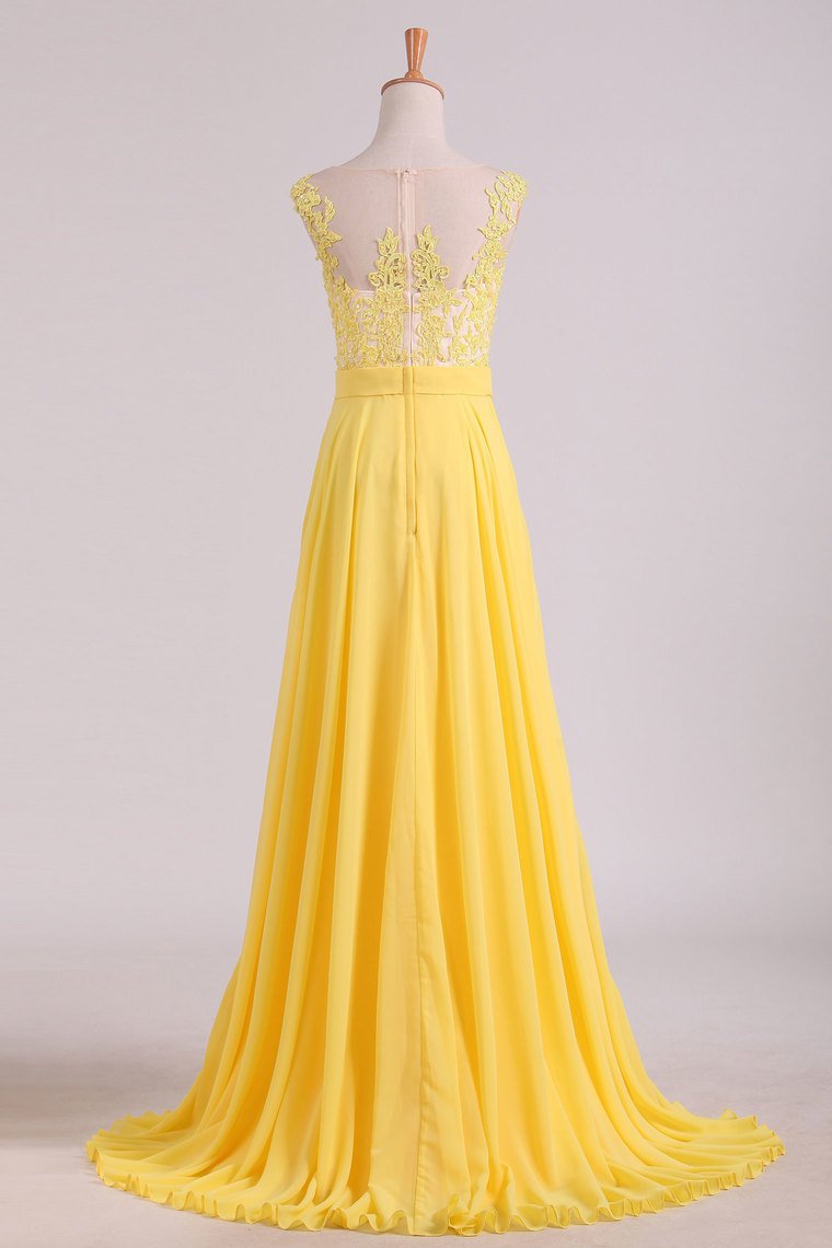 A Line Scoop Cap Sleeves With Applique Prom Dresses Chiffon Floor Length