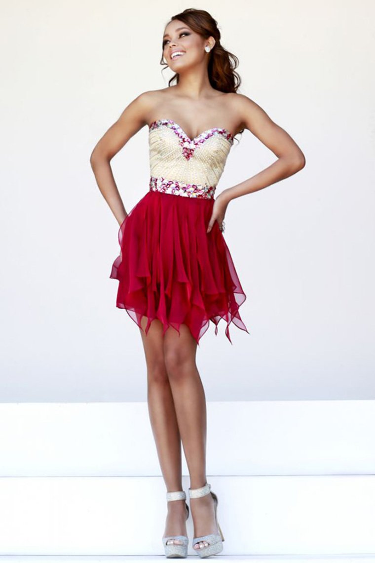 Stunning Homecoming Dresses Sweetheart A Line Short/Mini With Beads New Arrival