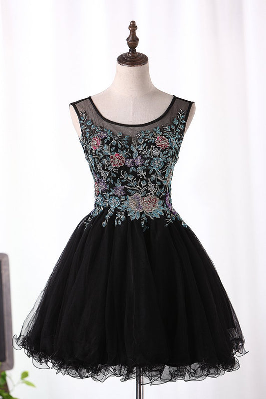 A-Line Scoop Homecoming Dresses Short/Mini Tulle With Beads & Appliques