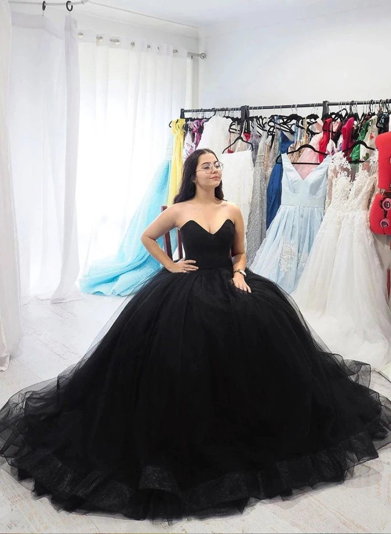 Sweetheart Tulle Ball Gown Black Formal Prom Dresses, Sleeveless Lace up Evening Dresses SWK15442
