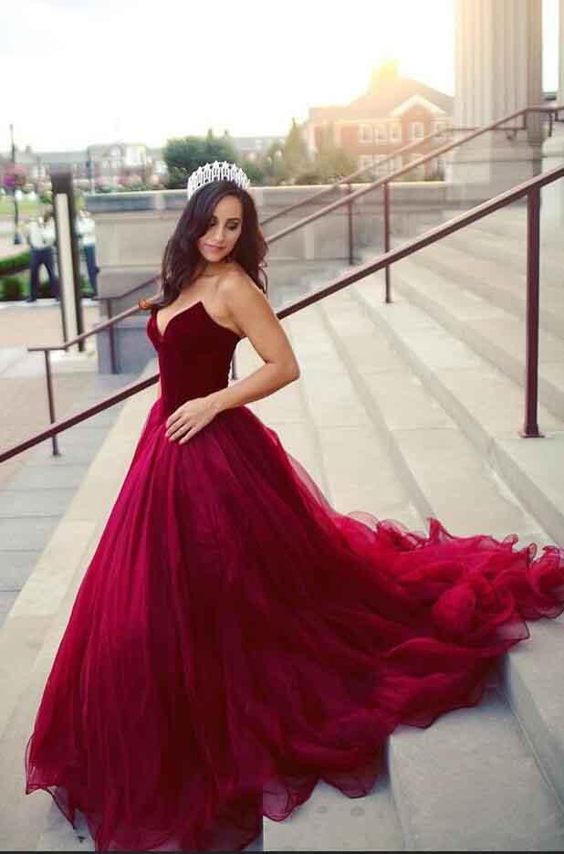 Gorgeous Engagement Sweetheart Velvet Tulle Ball Gown Burgundy Quinceneara Dresses WK386