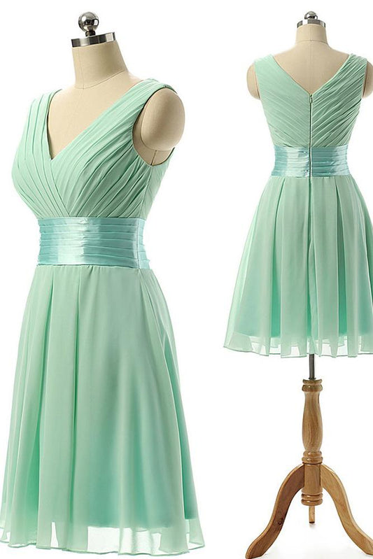 Cute A Line V Neck Ruffles Chiffon Knee Length Short Prom Dress Homecoming Dresses WK641